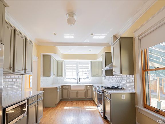 5th image of 4637 Zuni St