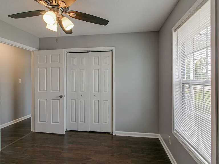 1013 Bush Ave — Photo 19