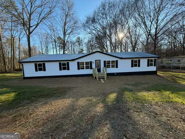 39 Julian Westmoreland Dr, Martin, GA 30557