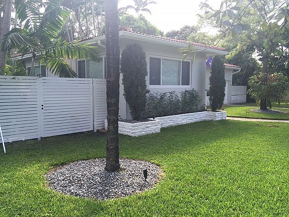 3rd image of 146 NW 92nd St