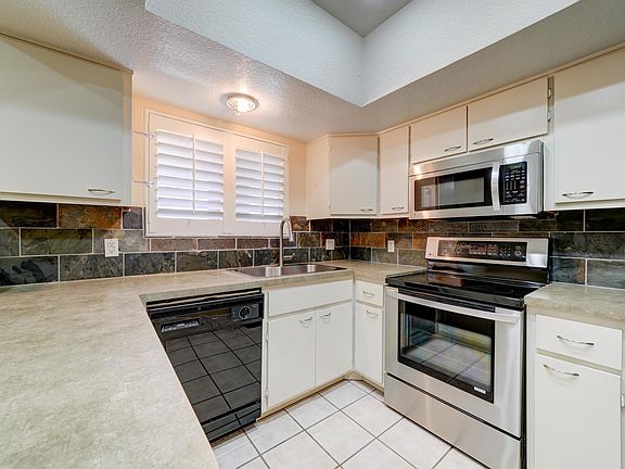3rd image of 1402 S Jentilly Ln Unit 206