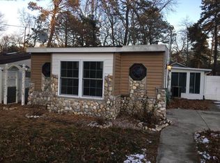 51 Maple St, Waretown, NJ 08758