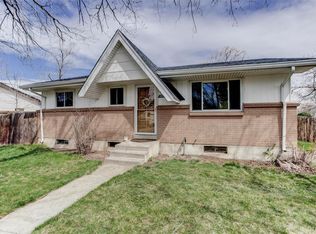 492 S Robb Way, Lakewood, CO 80226