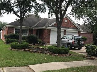 7426 Lake Run Ln, Richmond, TX 77407