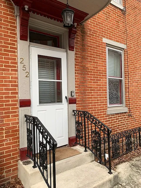 1201 Green St - 4 — Photo 2