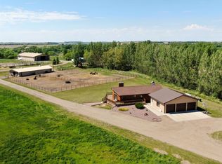 263 1/2 Sandy Beach Rd, Jamestown, ND 58401