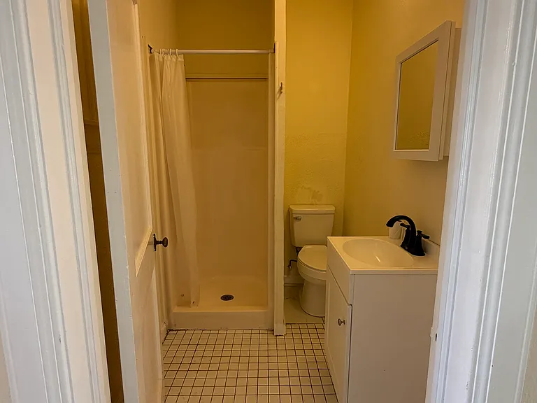 336 Harding St #B — Photo 6