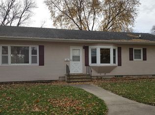 1104 Betsy Ln, Webster City, IA 50595