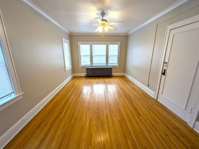 3125 Aldrich Ave S — Photo 2