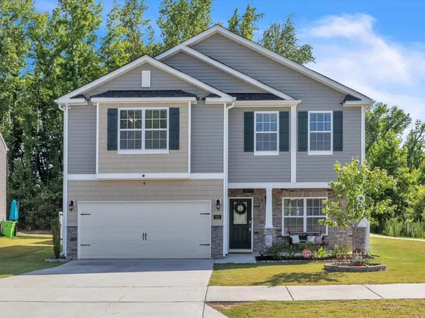 925 Winter Cress Dr, Zebulon, NC 27597