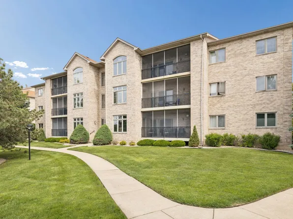 6321 Pine Ridge Ct APT 3A, Tinley Park, IL 60477