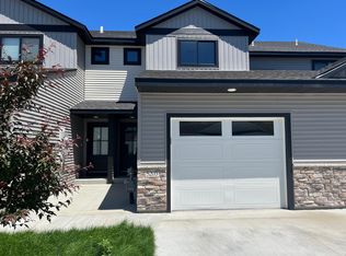 5205 Harvest Square Pl NW, Rochester, MN 55901