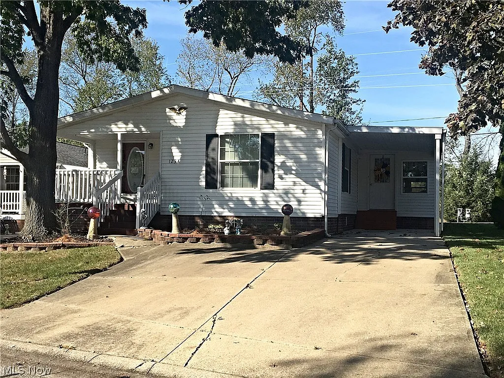 123 A St SW photo 1