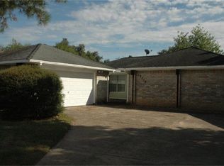 19719 San Gabriel Dr, Houston, TX 77084