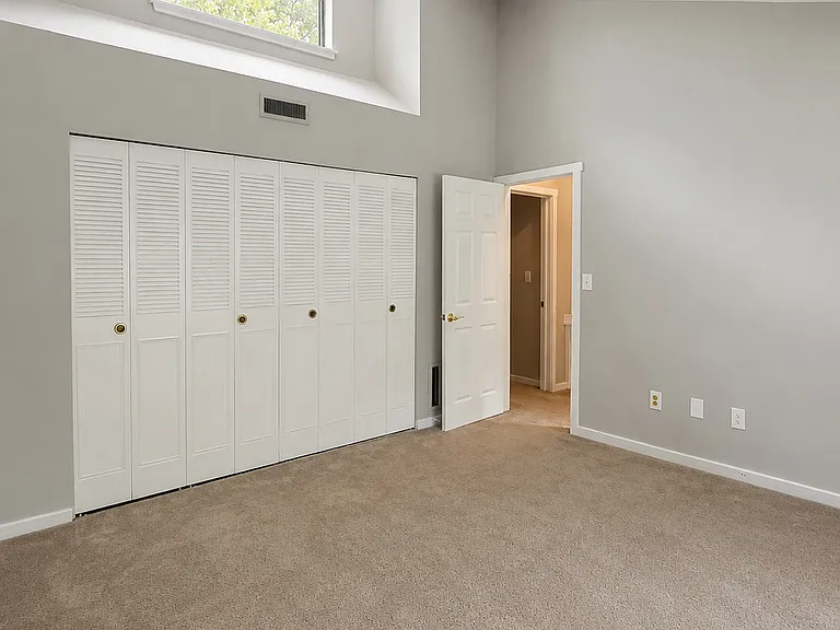 12 Greenbriar Dr #A — Photo 16