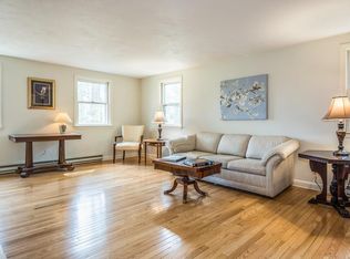 198 Boxborough Rd, Stow, MA 01775