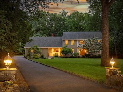 11 Evergreen Way, Stratham, NH, 03885