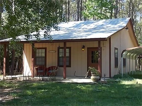 2-1.5-2CP ADORABLE HOME ON UNRESTRICTRD 1/2 AC +