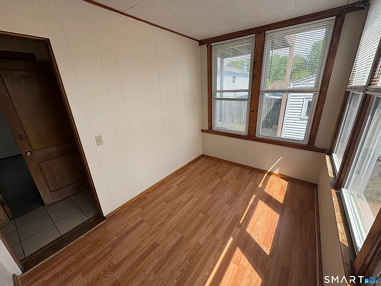1097 Dixwell Ave — Photo 3