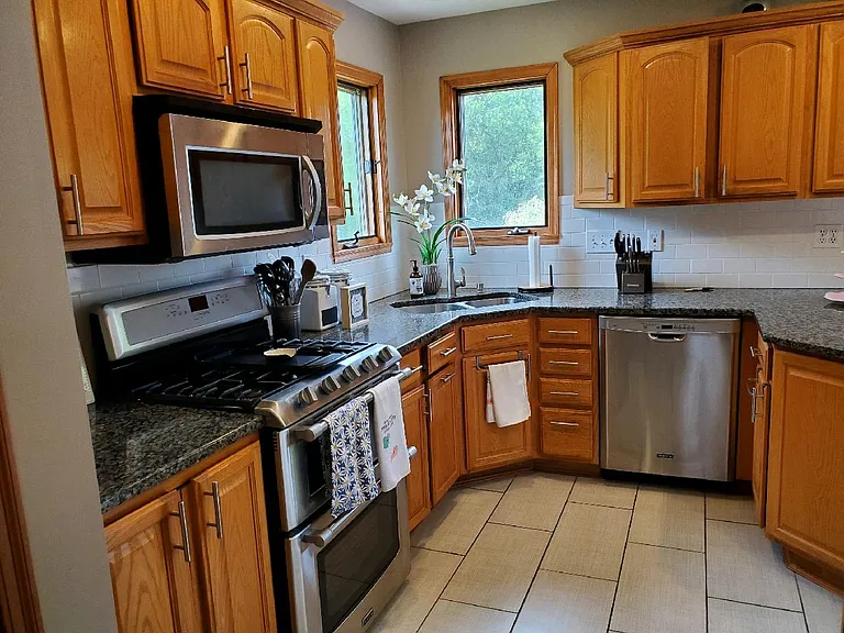 3532 Wolf Rd — Photo 21