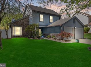 31 Blue Grass Rd, Clementon, NJ 08021