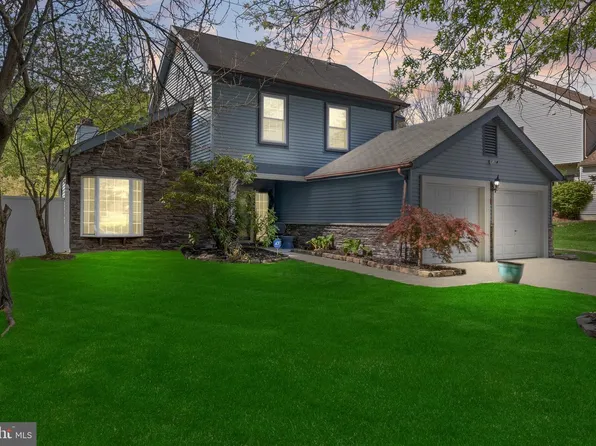 31 Blue Grass Rd, Clementon, NJ 08021