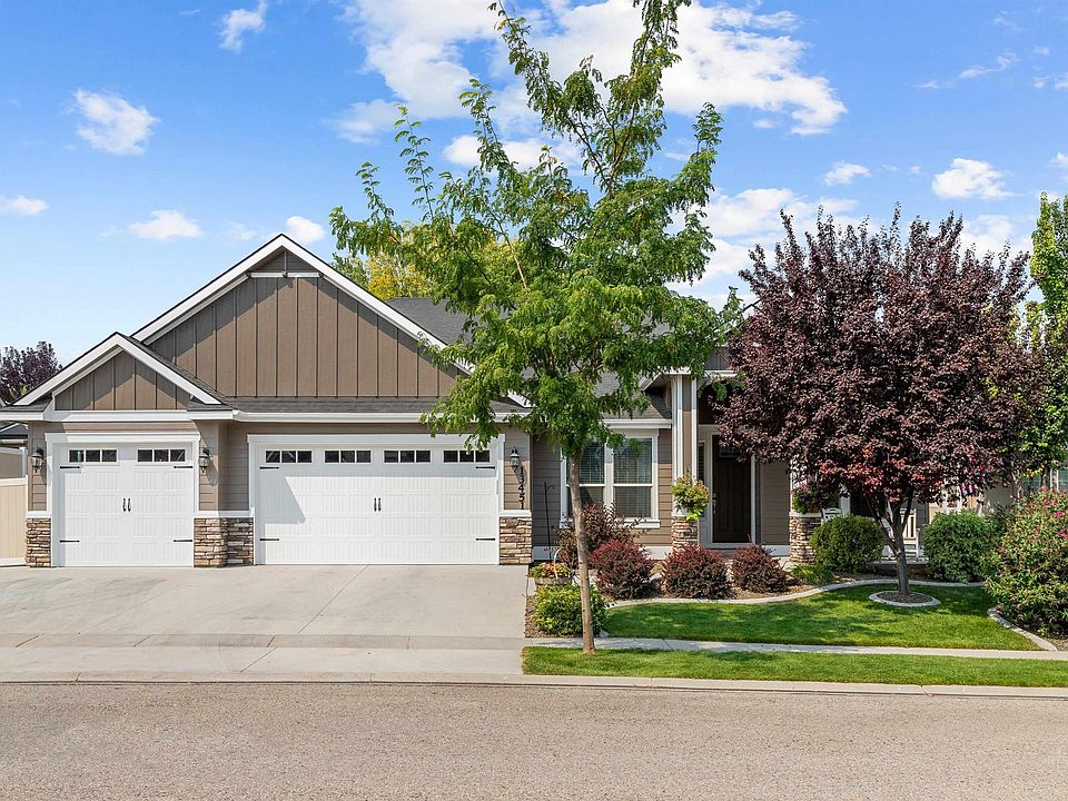 1st image of 13451 S Stockbridge Way