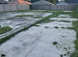 7850 Parry St, New Orleans, LA 70128