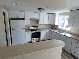 113 Warren Ave APT A, Cranston, RI 02920