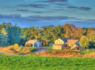 N4742 1065th St, Prescott, WI 54021