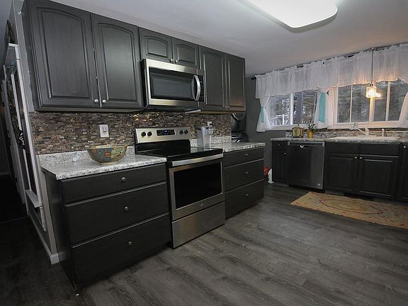 2nd image of 1912 6th Ave