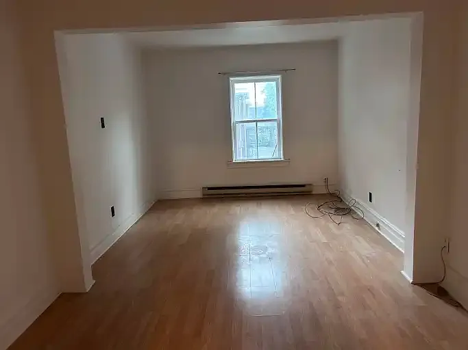 73 King St #204 — Photo 2