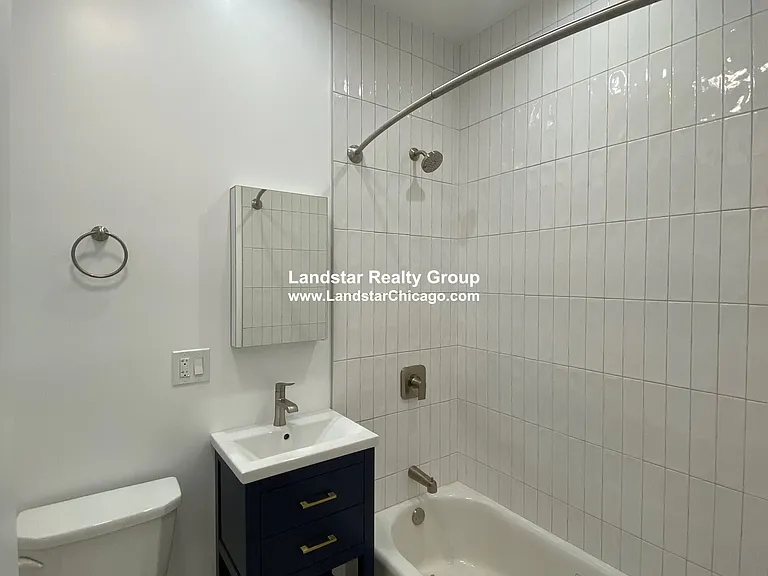 1055 W Pratt Blvd #2A — Photo 17