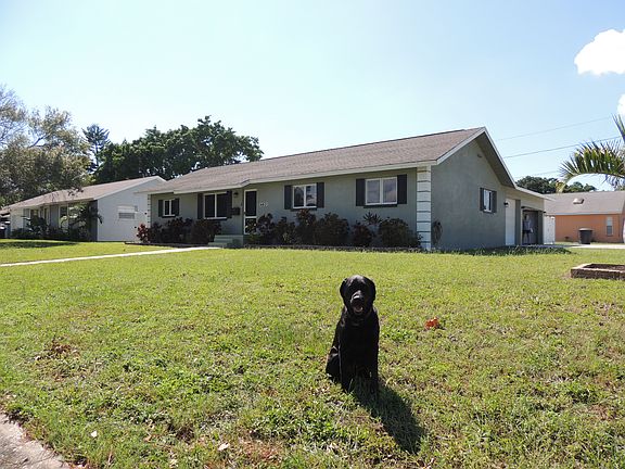 3rd image of 4601 Menhaden Dr SE