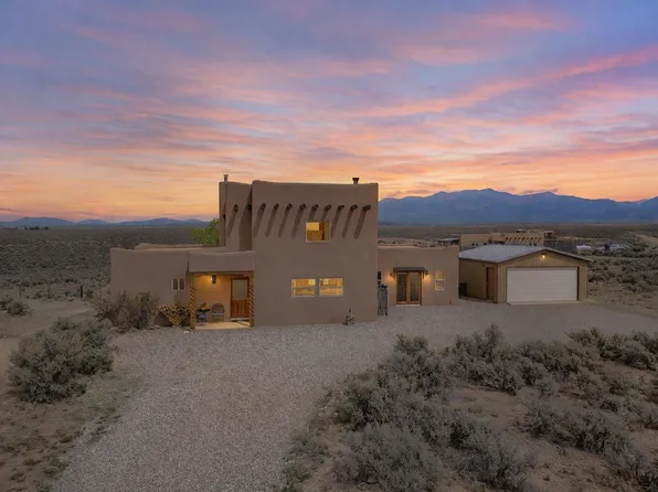 193 Tune Dr, El Prado, NM 87529