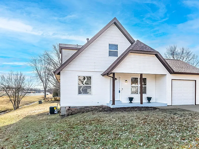 3282 Malinda Ct — Photo 24