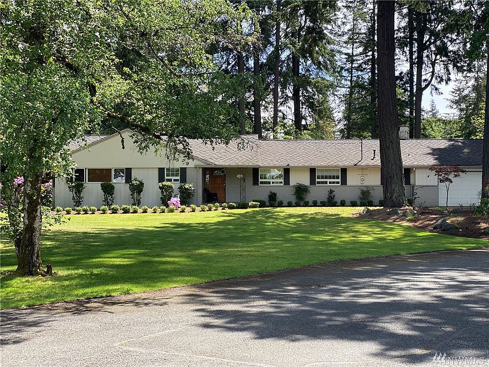 1st image of 11512 Clovercrest Dr SW