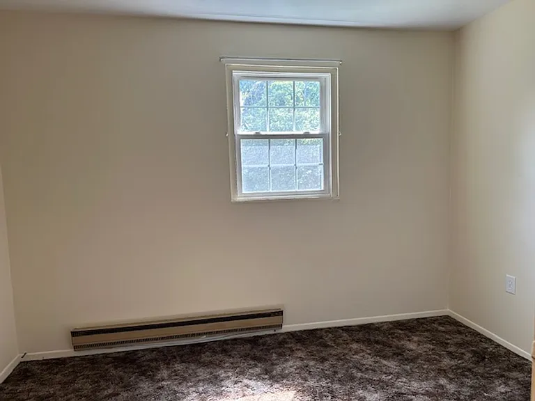 696 Walborn Ln #11 — Photo 6