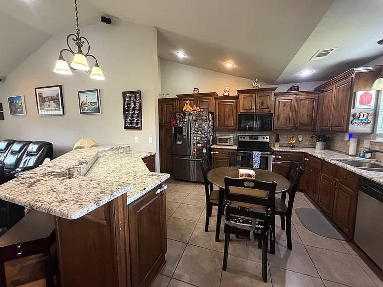 12 Jaguar Dr — Photo 12