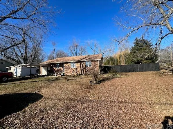 1701 Carder Ave, Mena, AR 71953