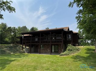 9208 County Road T, Liberty Center, OH 43532