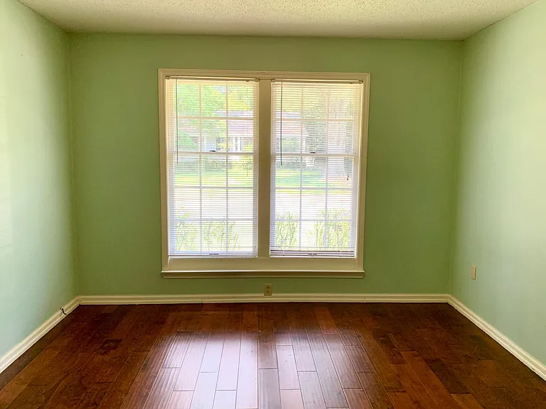 2770 Morning Glory Ave — Photo 18