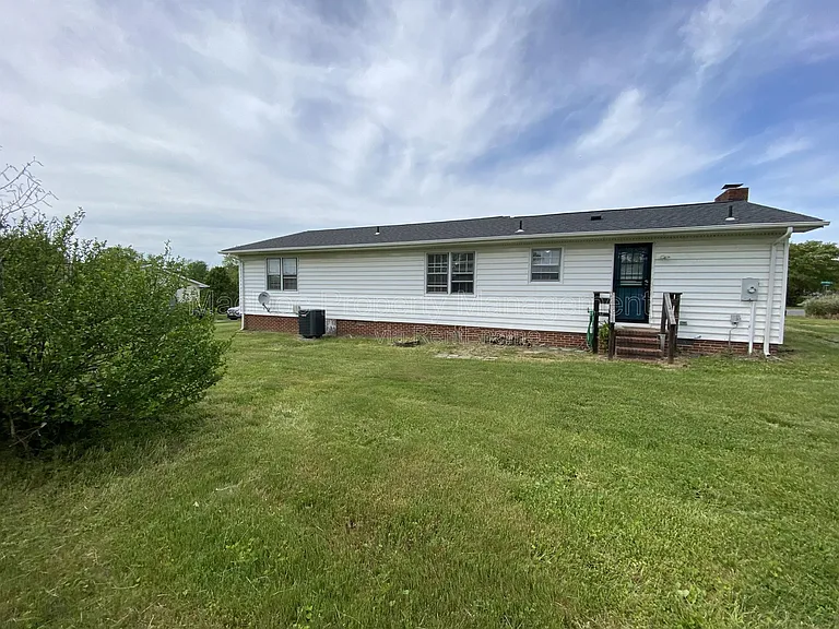 1804 Sherwood Dr — Photo 19