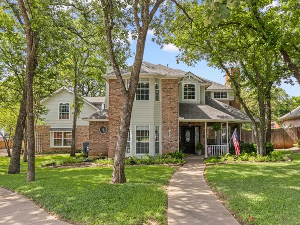 3826 Shady Meadow Dr, Grapevine, TX 76051