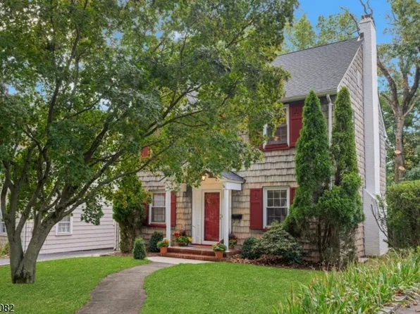 17 Howard St, Verona Twp., NJ 07044