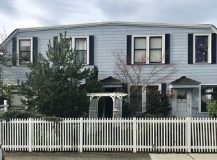 2404 Rucker Ave, Everett, WA 98201