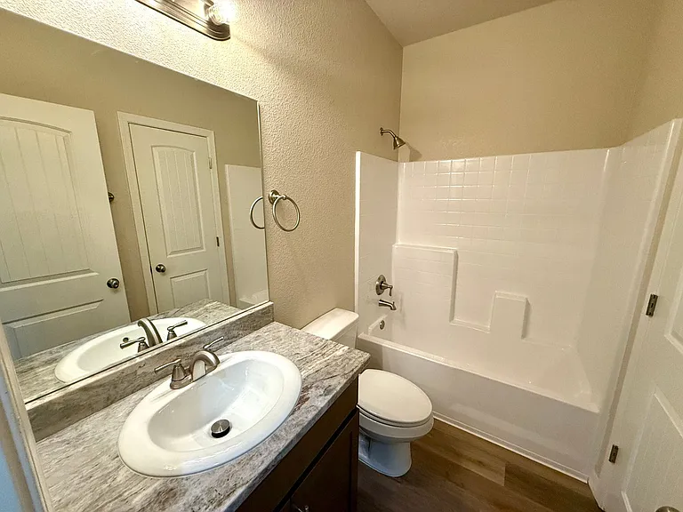 3774 Meadowbrook Ln — Photo 18