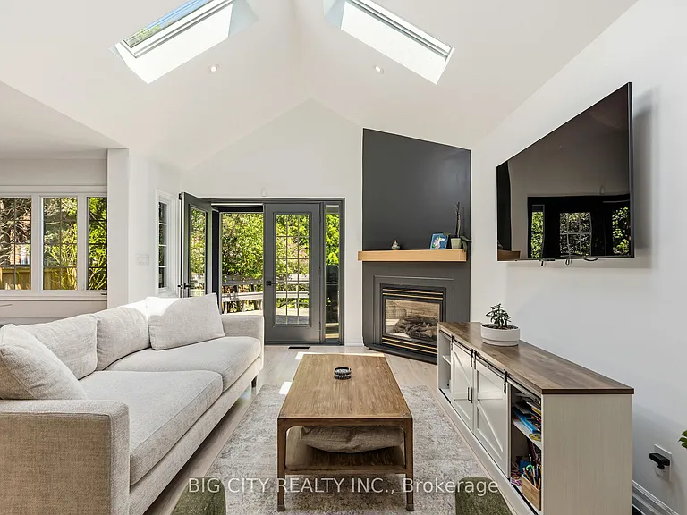 104 Donlea Dr — Photo 11