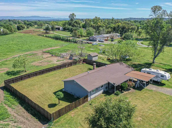 10458 Southworth Rd, Wallace, CA 95254