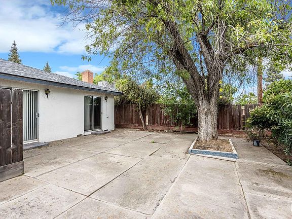 434 W Santa Ana Ave, Clovis, CA 93612 | Zillow